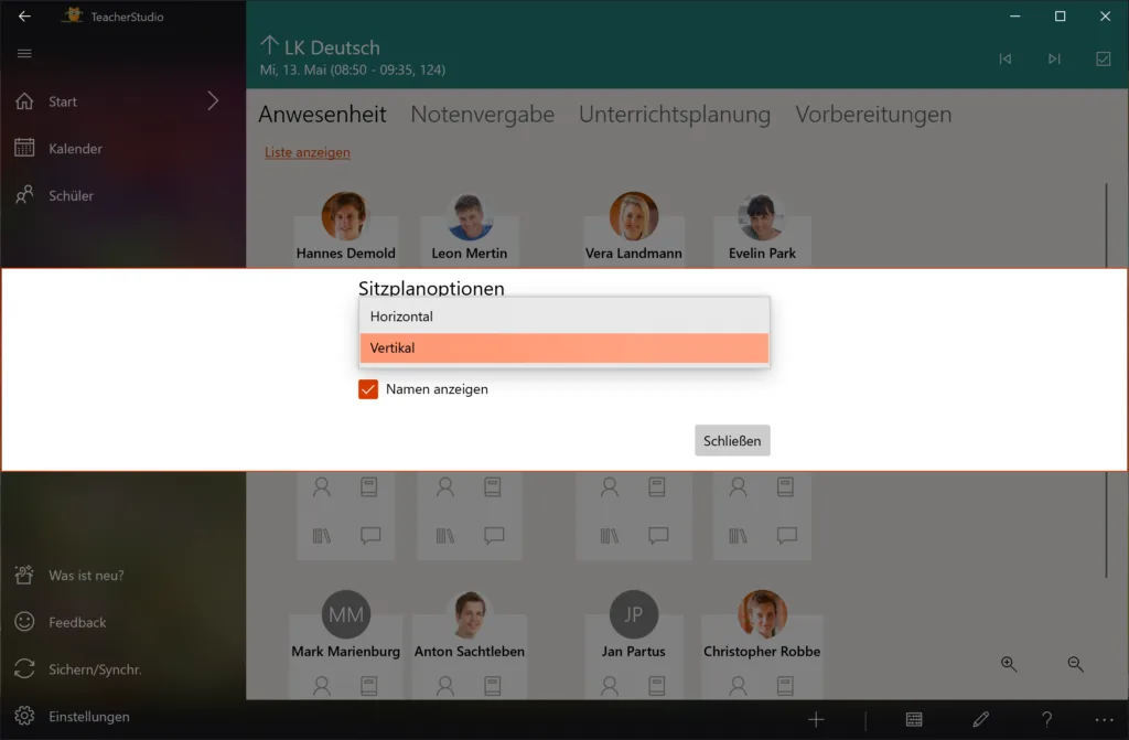 Dialog „Sitzplanoptionen“ mit Auswahl zwischen „Horizontal“ und „Vertikal“ sowie der Checkbox „Namen anzeigen“